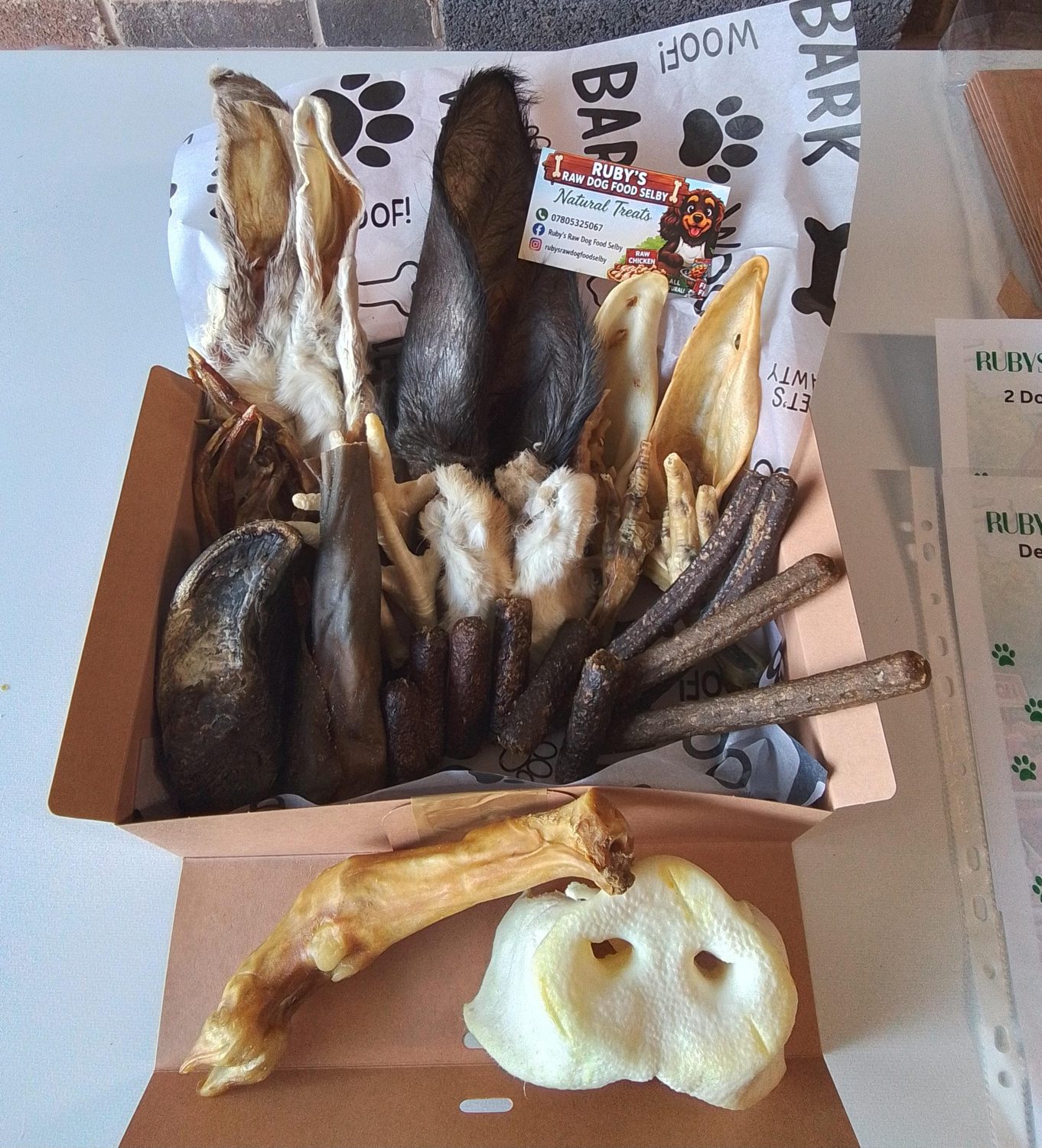 Deluxe treat box with ears, feet and sausages